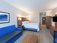Holiday Inn Express & Suites LENEXA - OVERLAND PARK AREA by IHG Hotels in Lenexa