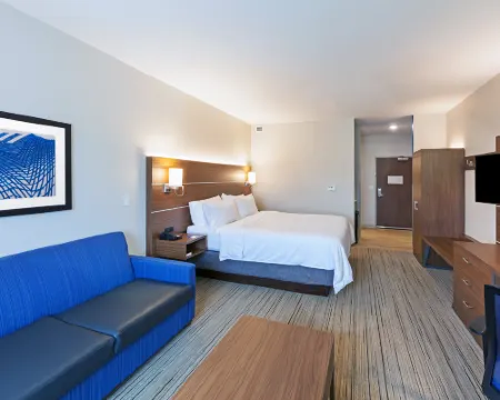 ホリデイ イン エクスプレス & スイーツ レネクサ - オーバーランド パーク エリア by IHG レネックサのホテル