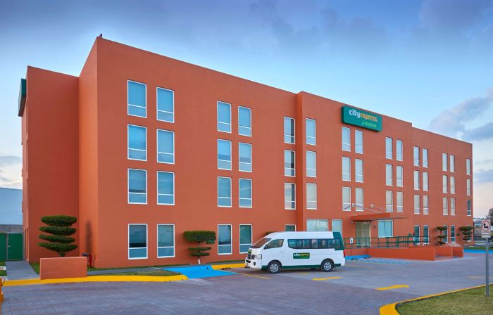 City Express Junior Toluca Aeropuerto