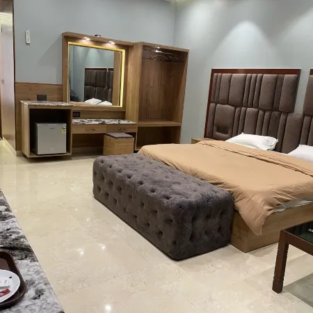Hotel Shane Avadh