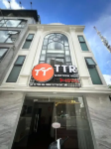 TTR Midtown View Hotel
