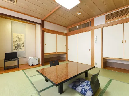 Shirasagi-so Отели в г. Ииде