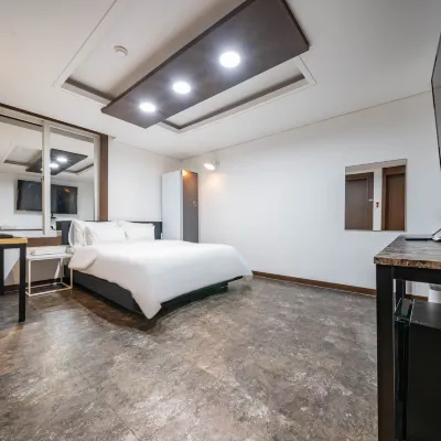 Iksan Twins Hotel โรงแรมใกล้สนามกีฬาอิกซาน