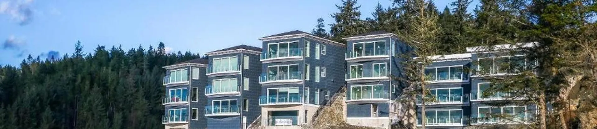 Four-Star Hotels