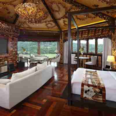 Rancho Bernardo Luxury Villas and Resort Rooms