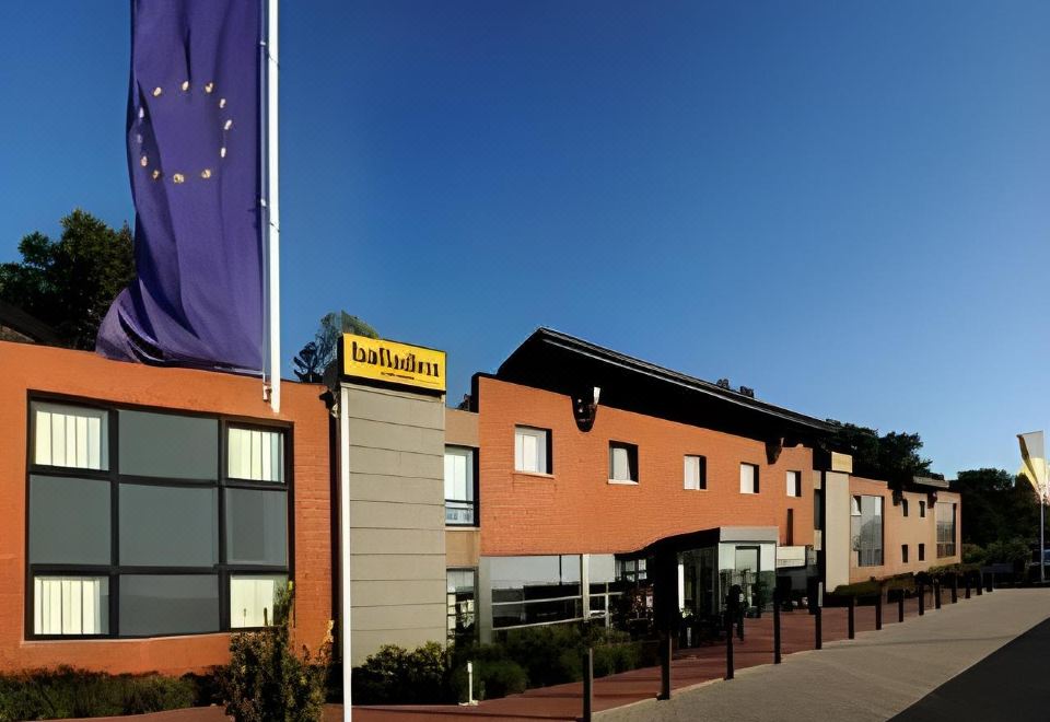 DC 호텔 샤를루아 에어포트