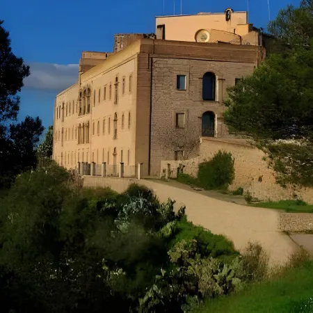 Petit Hotel Hostatgeria Sant Salvador