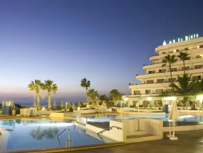 Hovima la Pinta Beachfront Family Hotel