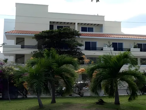El Campanario Hotel & Estudios Hoteles en Playa del Carmen