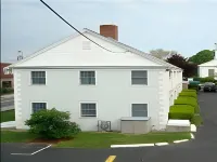 Hyannis Inn