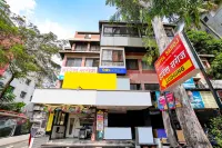 FabHotel Saroj Inn - Mumbai Naka Hotels near Nashik Road Railway Station