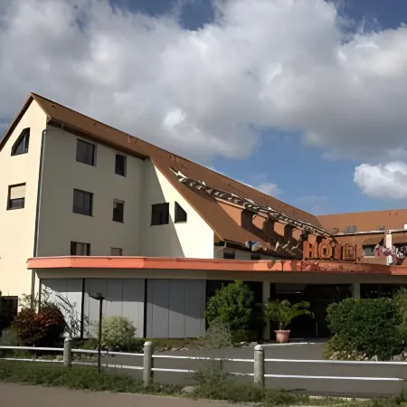 West Hotel an der Sächsischen Weinstrasse