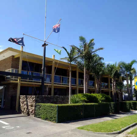Abel Tasman Waterfront Motel Отели рядом с достопримечательностью «Кунварра Фэмили Холидей Парк»