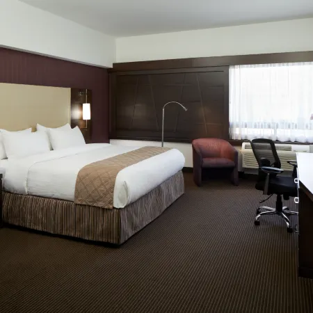 Hotel Ruby Foo's