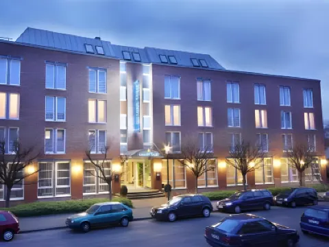 HK Hotel Düsseldorf City Hotels near Freizeitpark Ulenbergstraße