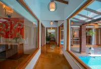 라리사 리조트 & 스파, 아슈엠