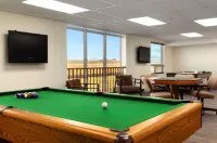 Days Inn by Wyndham Grande Prairie Hotels in Clairmont