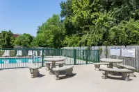 Super 8 by Wyndham Statesboro Hotels in Statesboro