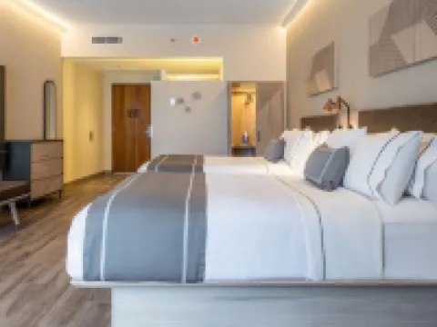 City Express Plus by Marriott Monterrey Centro モンテレーのホテル