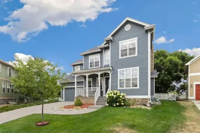 Fabulous Family-Friendly Retreat by Windsor Lake! Hotel a Windsor