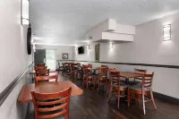 Days Inn by Wyndham Wildwood I-75 Hotels in Sumter County