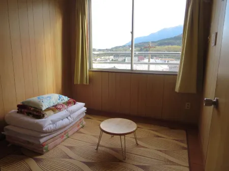 Minshuku Iwakawa Отели рядом с достопримечательностью «Shiratani Unsuikyo»