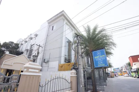 BABY ELITE BY TIO - The Indian Origin Hotels Отели рядом с достопримечательностью «Sripuram Golden Temple»