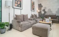 Sans Hotel Fiffa Premiere Malang by RedDoorz Hotels in Lowokwaru