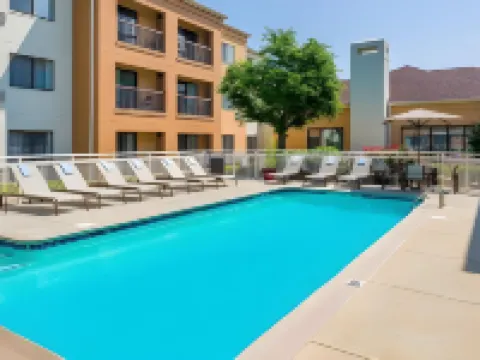 Courtyard New Haven Orange/Milford Hotels in Orange