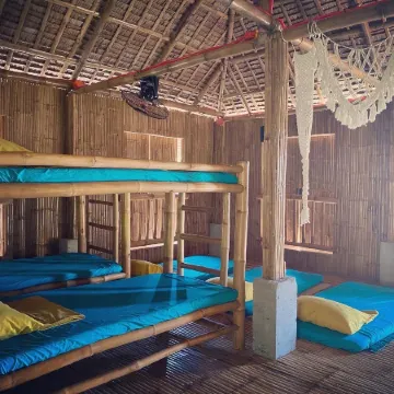 Rustique Rue Mabini - Hostel