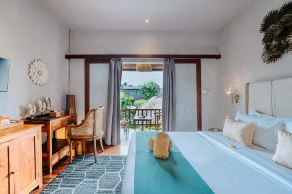 โรงแรมลอคาศรีรีทรีท