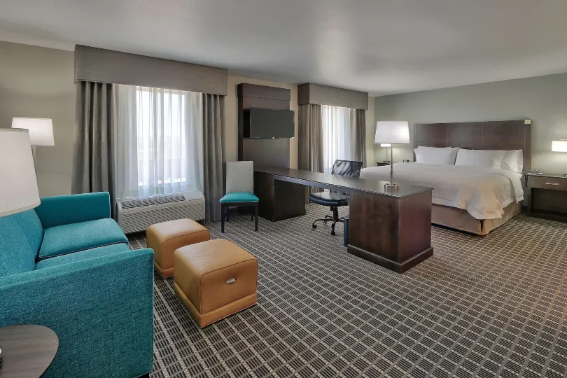 Hampton Inn & Suites Albuquerque/Airport