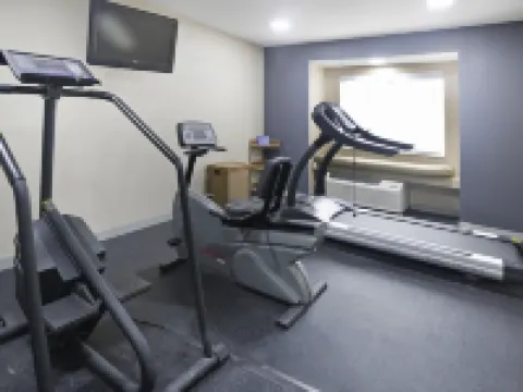 Microtel Inn & Suites by Wyndham Meridian Hotels in Meridian