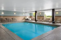 Holiday Inn Express Toledo North Hotels in Luna Pier