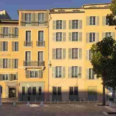 L' Eautel Toulon Port Hotel Exterior