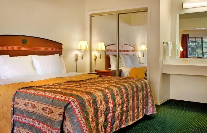 Mission Inn and Suites