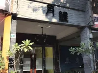 Luna House Hotels in Zuoying District