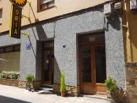 Welcoming double room with private bathroom Hotels in Valdes