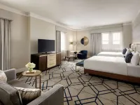 Fairmont Hotel Macdonald Hotel in zona MacEwan University