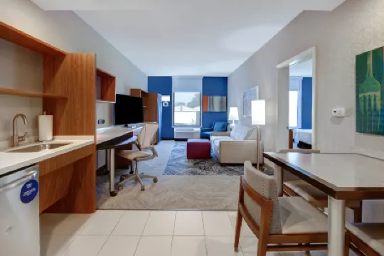 達拉斯弗賴拉辛希爾頓惠庭套房酒店