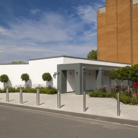 Holiday Inn LONDON - GATWICK AIRPORT by IHG