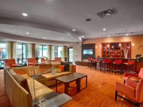 コートヤード ウォール アット マンモス ショアーズ コーポレート パーク ウォール・タウンシップのホテル