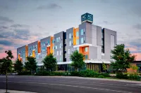 AC Hotel Bloomington Mall of America - 4-Star