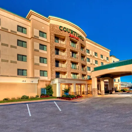 Courtyard Midland
