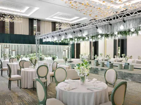 Mövenpick Hotel Waad Al Shamal Отели в г. Тураиф