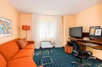 Fairfield Inn & Suites Mansfield Ontario Hotels in Mansfield