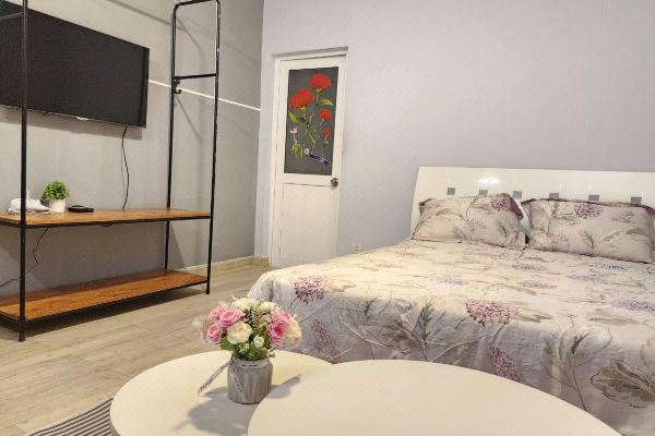 Toàn bộ căn hộ 75m2 ngay trung tâm quận 1(Nhà riêng 75 m² 2 phòng ngủ, 2 phòng tắm riêng ở Quận 4)_3