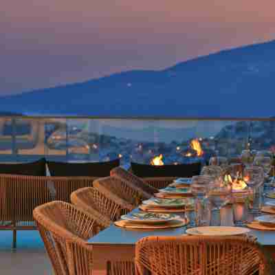 Villa Casa Che Dining/Meeting Rooms