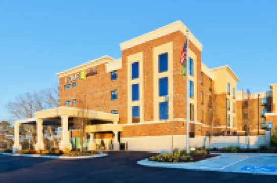 Home2 Suites by Hilton Alpharetta Hotels in Alpharetta