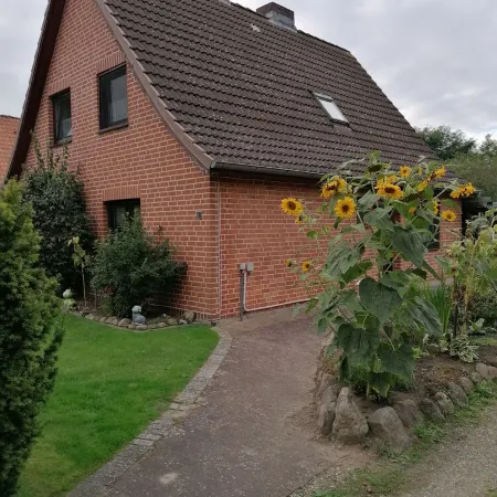 Vacation Apartment on the Elbe-Lübeck Canal. Ideal for Cycling Tours.